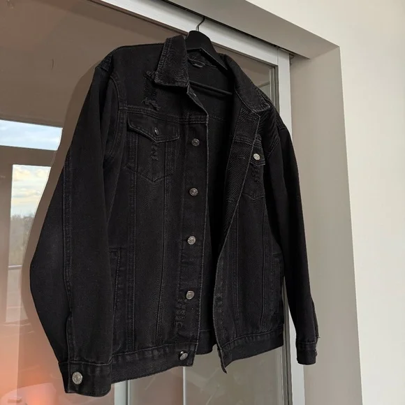 Jean Jacket - Picture 1 of 4